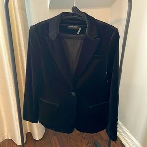 Ivanka Trump velvet blazer